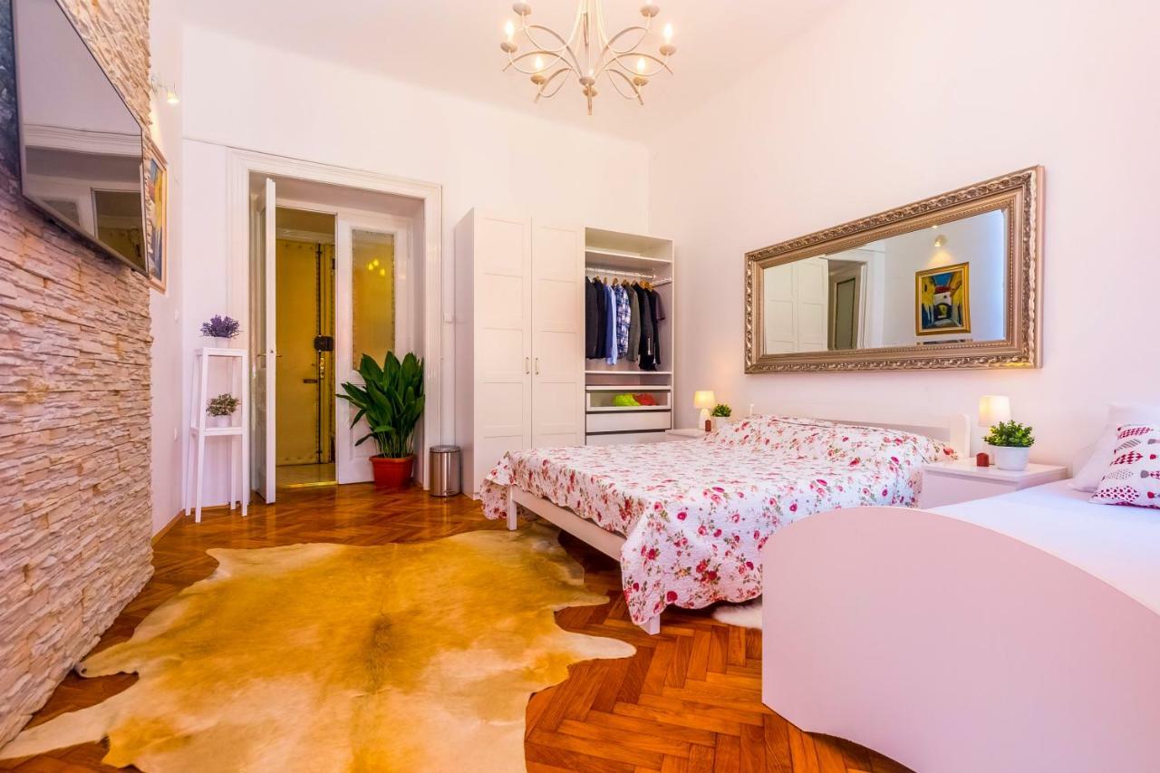 Conty Apartment Рийека Екстериор снимка